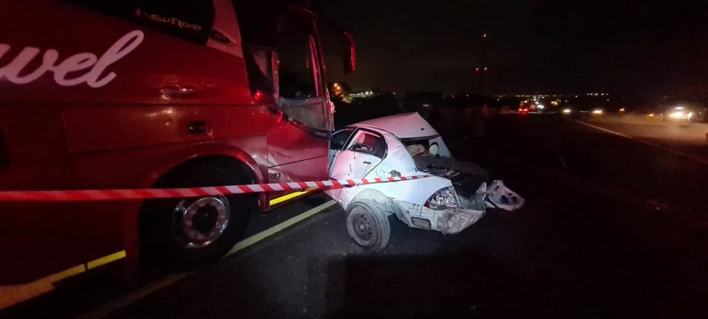 Bus and car collide near Paarl