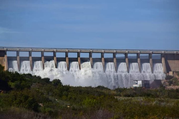 Clanwilliam dam overflows after recent rains