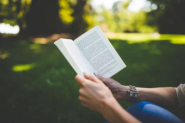 Stellenbosch gets innovative with curbside library service