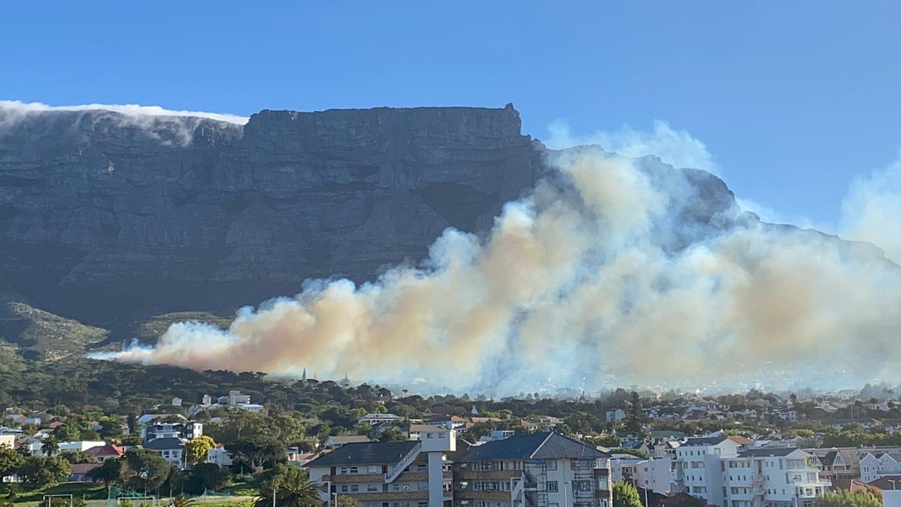 Fire burning on lower slopes of Table Mountain