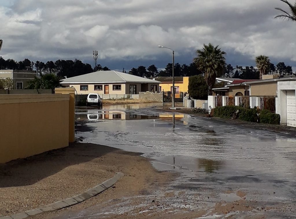 Multiple homes flooded after heavy rainstorm in Botrivier