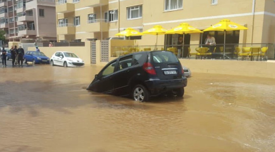 Sea Point streets flooded, residents left without water