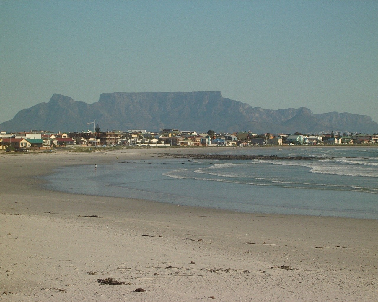 Teen goes missing while swimming at Melkbosstrand