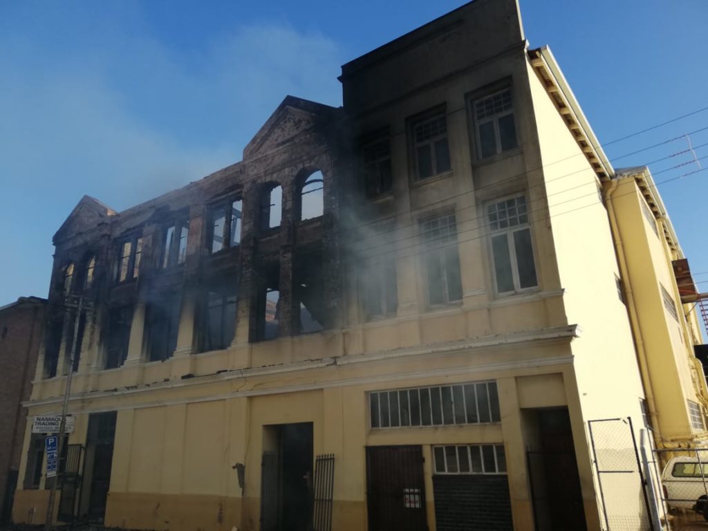 Fire completely guts building in Cape Town CBD