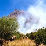 Fire breaks out on Table Mountain near Bakoven