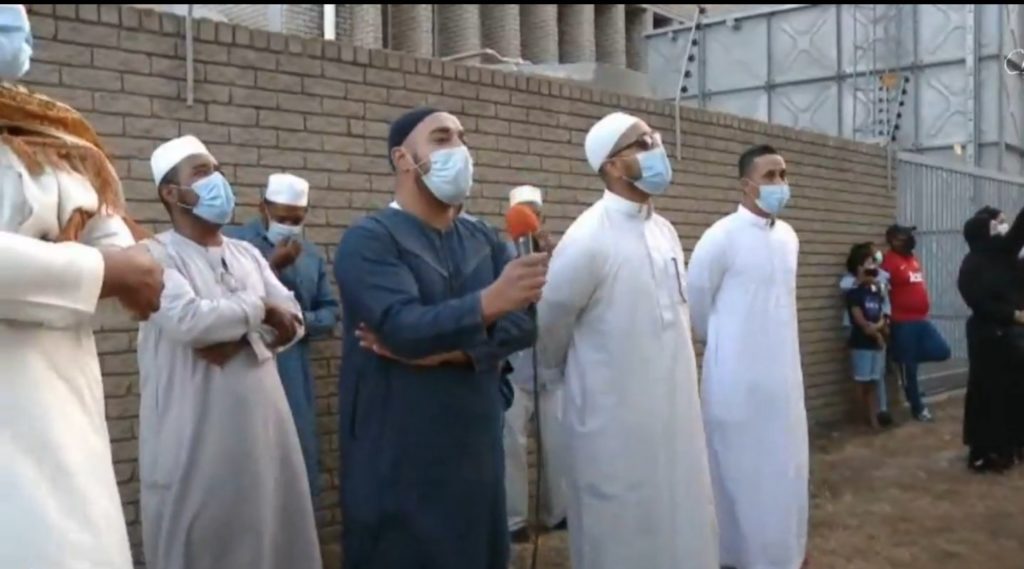 Video of interfaith prayer outside Cape Town hospital goes viral