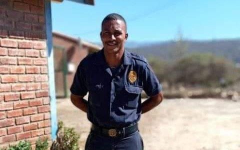 Brave firefighter dies dousing Barrydale blaze