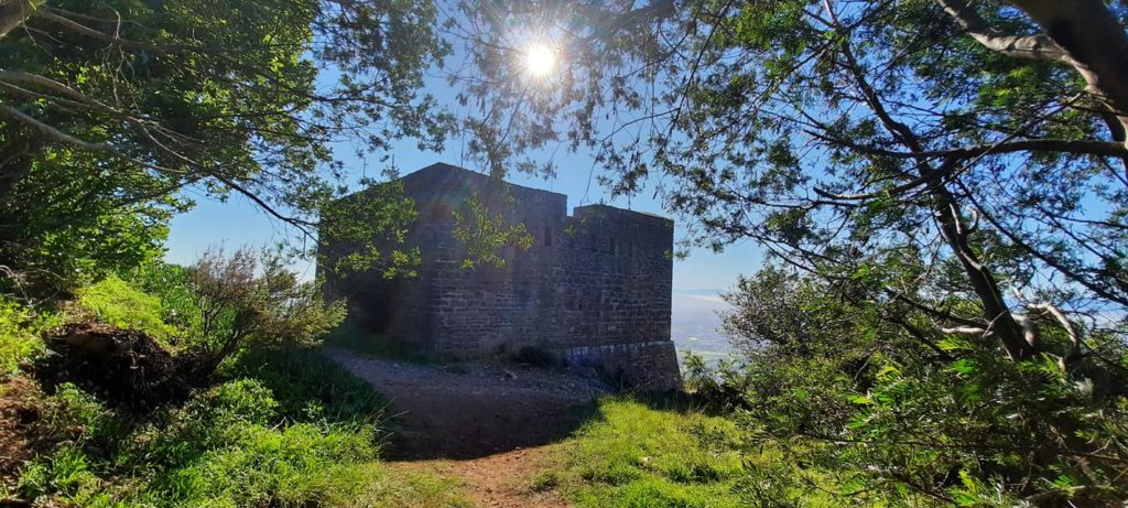 TAKE A HIKE: Rhodes Memorial to King's Blockhouse