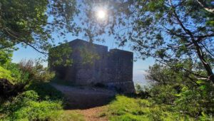 TAKE A HIKE: Rhodes Memorial to King's Blockhouse