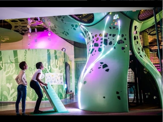 Wonderdal: A fantasy playground combined with virtual exhibits