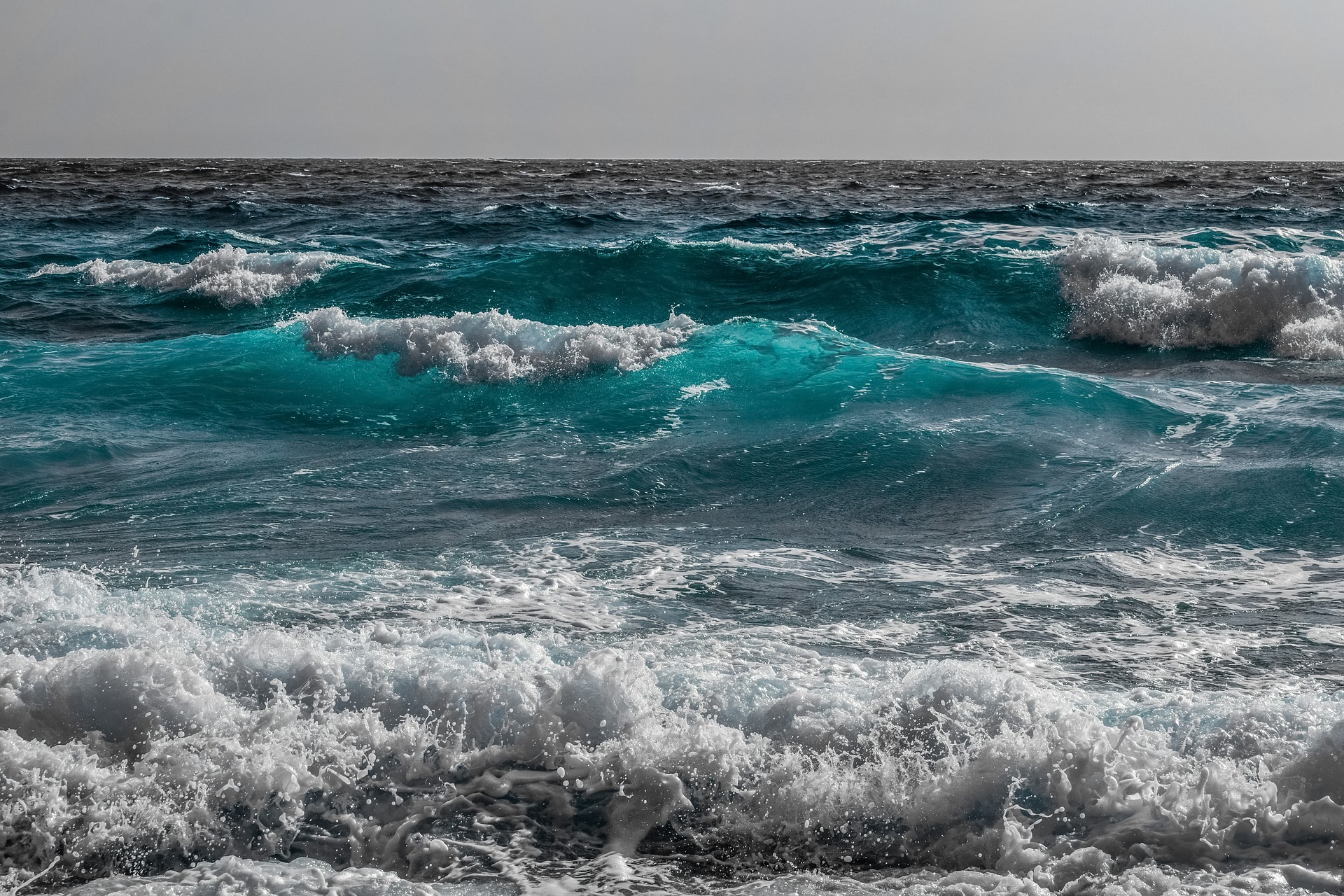 Two fishermen rescued after boat capsized in Struisbaai