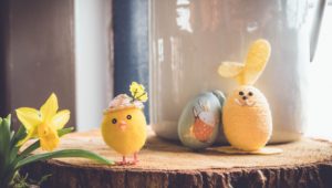 Easter is near - Here are some DIY craft ideas