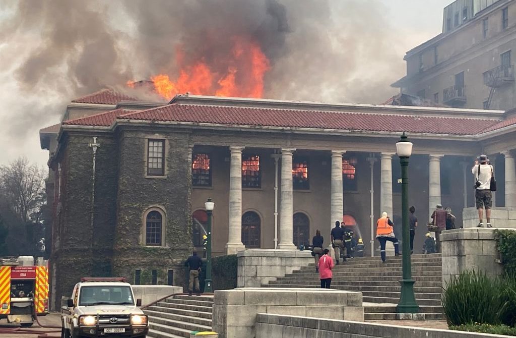 UCT_Table Mountain Fire